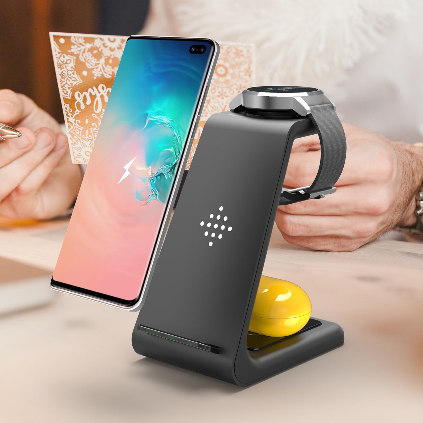 📱 3-in-1 Wireless Charging Stand